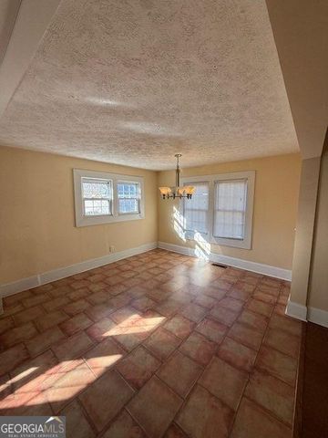 709 College Street, Calhoun, GA 30701