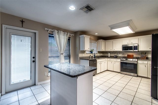 6301 Megan, Corpus Christi, TX 78414