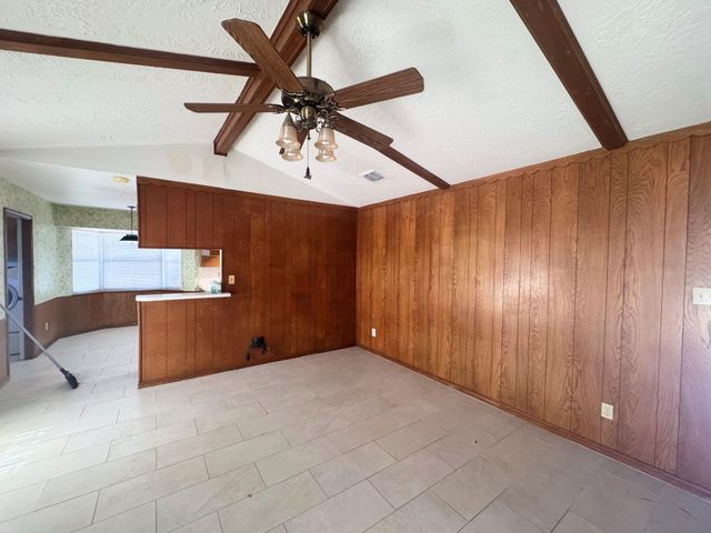 8807 Sandstone Street, Houston, TX 77036