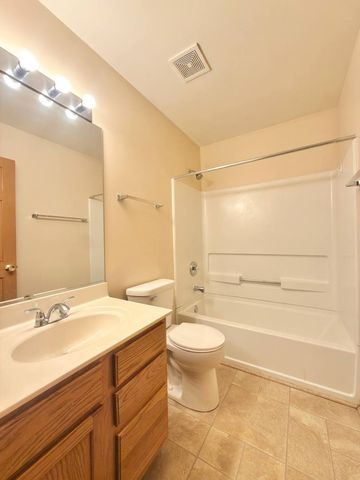 3192 KETCH Court 3192, Aurora, IL 60503