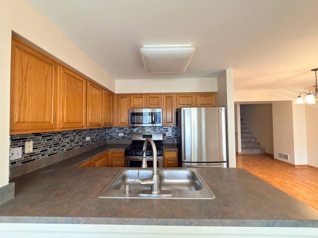 3192 KETCH Court 3192, Aurora, IL 60503
