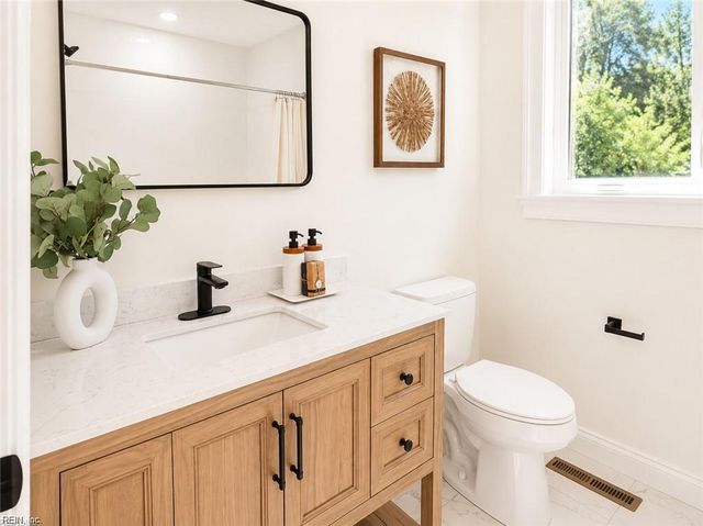 801 Dasa Leo CT, Virginia Beach, VA 23456