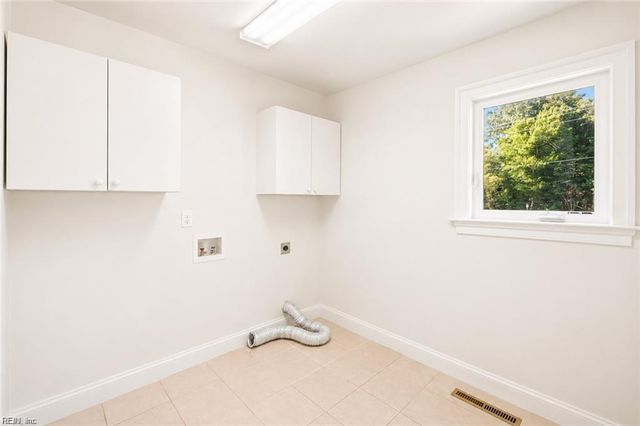 801 Dasa Leo CT, Virginia Beach, VA 23456