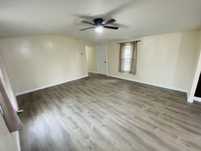 125 Finch St, Medina, TX 78055