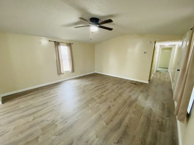 125 Finch St, Medina, TX 78055