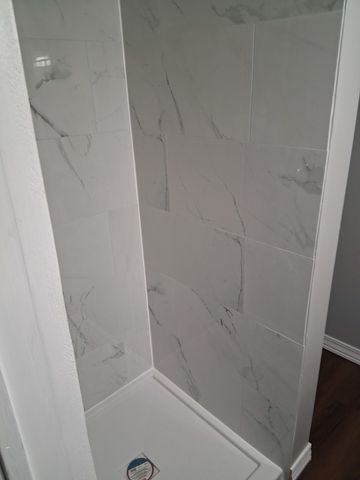 2105 S 7th Avenue, Maywood, IL 60153