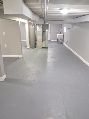 2105 S 7th Avenue, Maywood, IL 60153