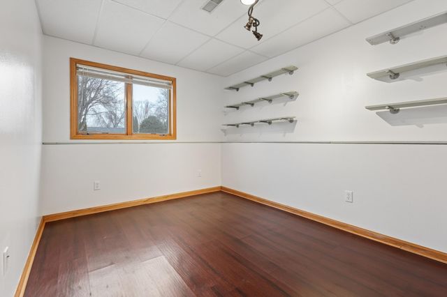 5860 Rolling Ridge Road, Saint Cloud, MN 56303