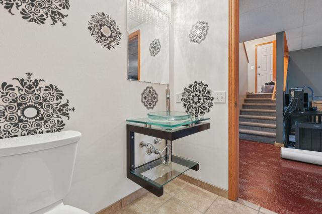 5860 Rolling Ridge Road, Saint Cloud, MN 56303