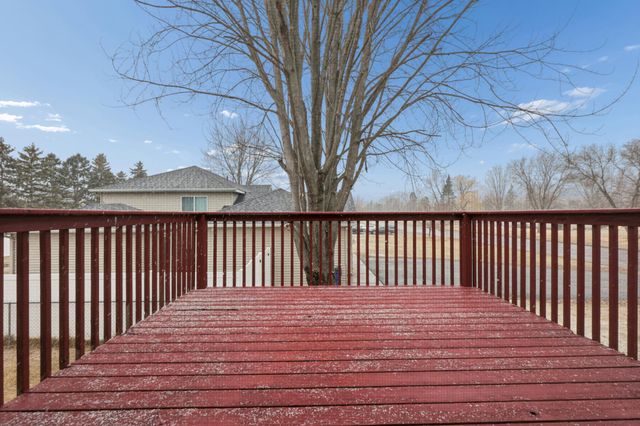 5860 Rolling Ridge Road, Saint Cloud, MN 56303