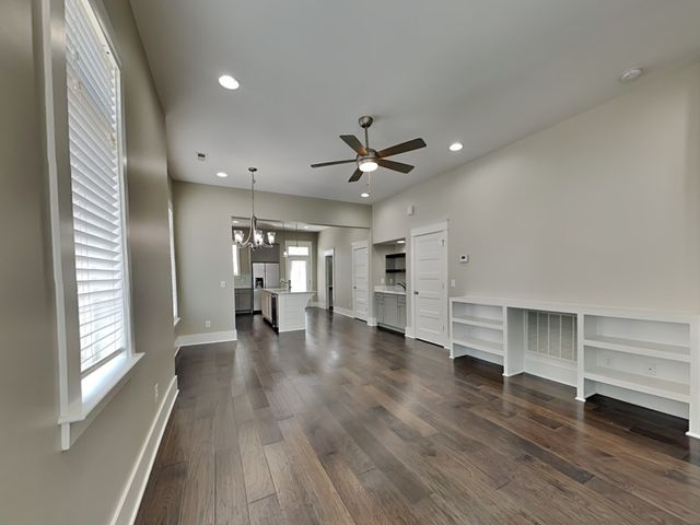 6817 Charlotte Pike Apt 1, Nashville, TN 37209