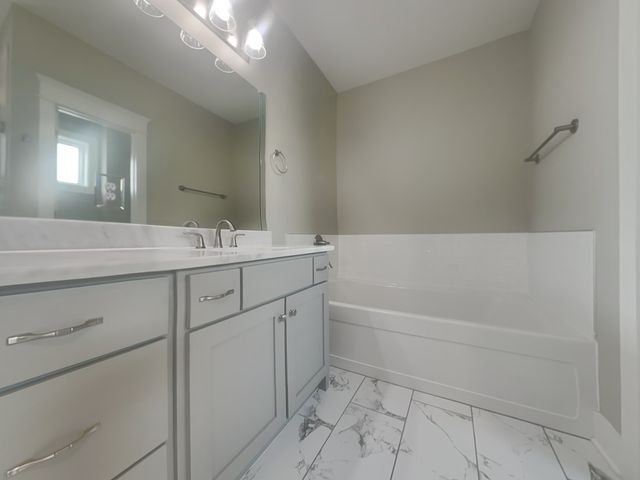 6817 Charlotte Pike Apt 1, Nashville, TN 37209