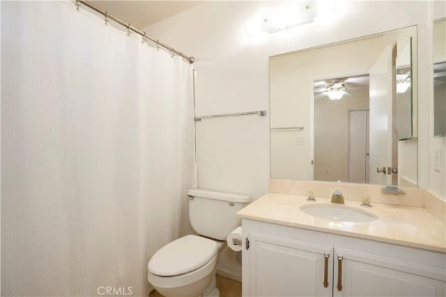 26807 Circle Of The Oaks, Newhall, CA 91321