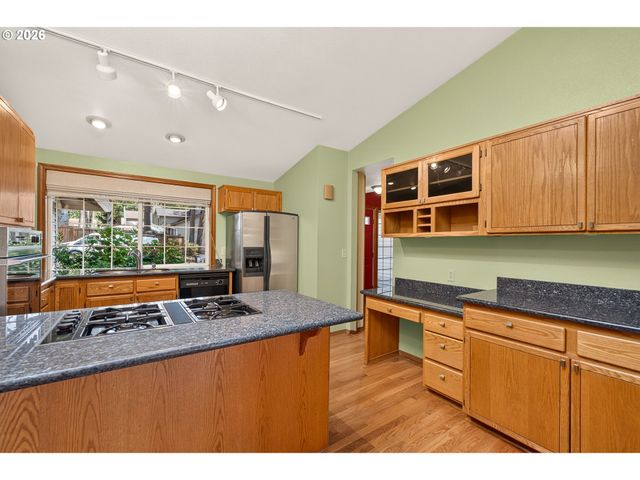 1435 Sw 178TH Ave, Beaverton, OR 97003