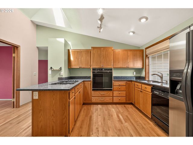 1435 Sw 178TH Ave, Beaverton, OR 97003