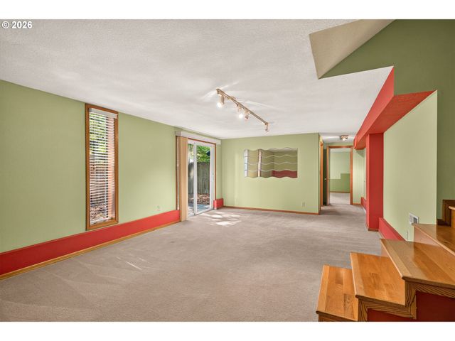 1435 Sw 178TH Ave, Beaverton, OR 97003