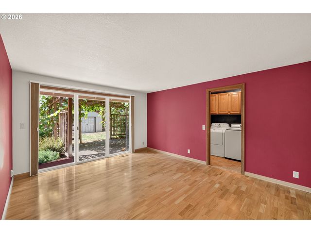 1435 Sw 178TH Ave, Beaverton, OR 97003