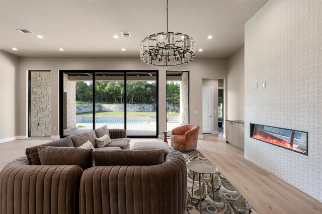 6300 Bernia DR, Austin, TX 78739