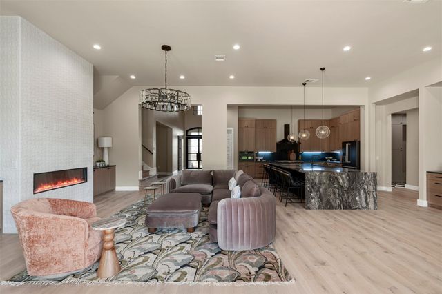 6300 Bernia DR, Austin, TX 78739
