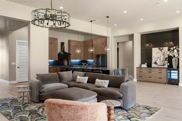 6300 Bernia DR, Austin, TX 78739
