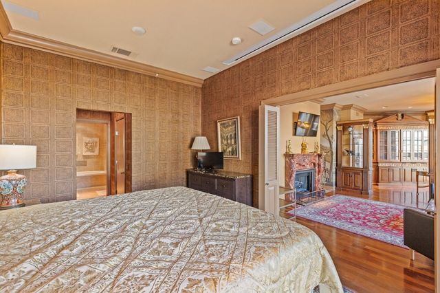 5320 E Mockingbird Lane L302, Dallas, TX 75206