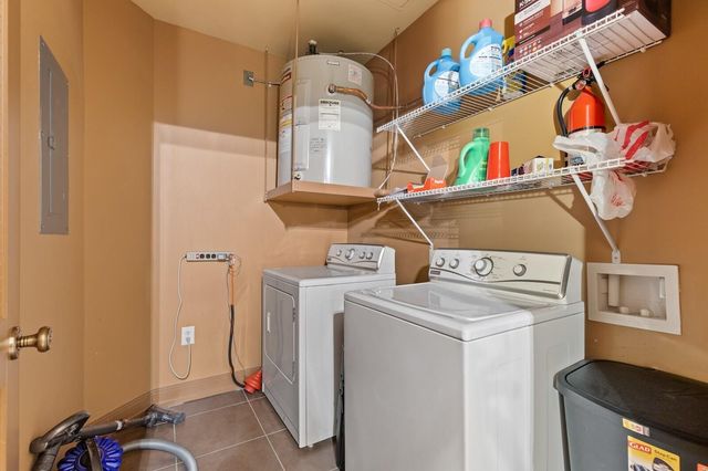 5320 E Mockingbird Lane L302, Dallas, TX 75206