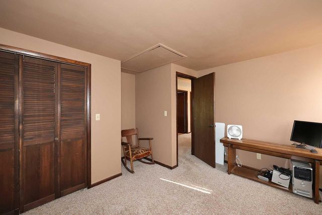 W166S8374 Kurtze LANE, Muskego, WI 53150