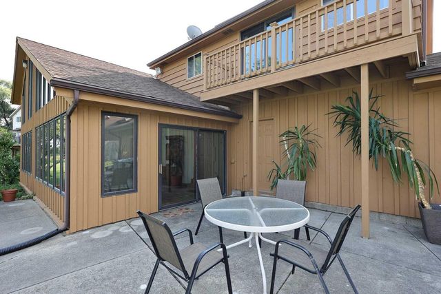 W166S8374 Kurtze LANE, Muskego, WI 53150
