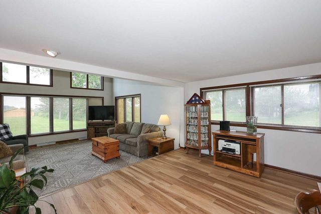 W166S8374 Kurtze LANE, Muskego, WI 53150