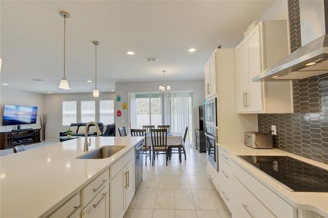 2591 CEDAR SHAKE COURT, Oviedo, FL 32765