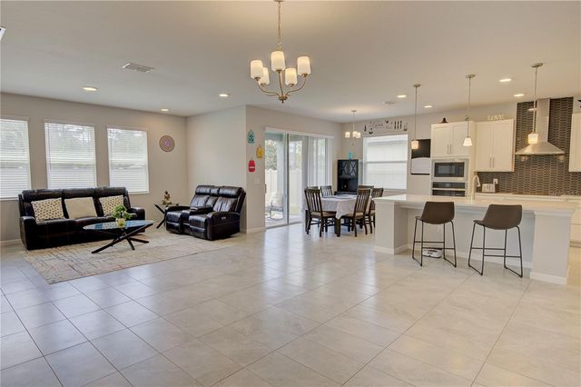 2591 CEDAR SHAKE COURT, Oviedo, FL 32765