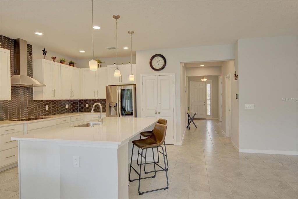 Image 9 of property listing at 2591 CEDAR SHAKE COURT, Oviedo, FL 32765