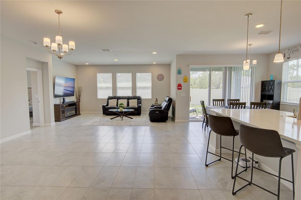 Image 10 of property listing at 2591 CEDAR SHAKE COURT, Oviedo, FL 32765