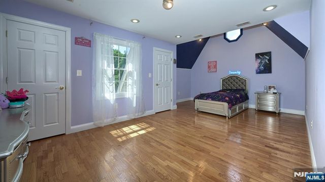 26 Stonehedge Drive, Hardyston, NJ 07460