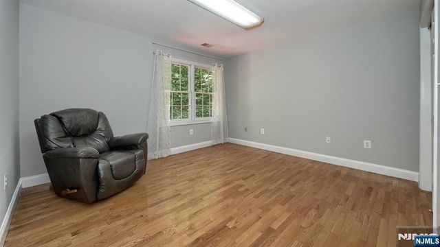 26 Stonehedge Drive, Hardyston, NJ 07460