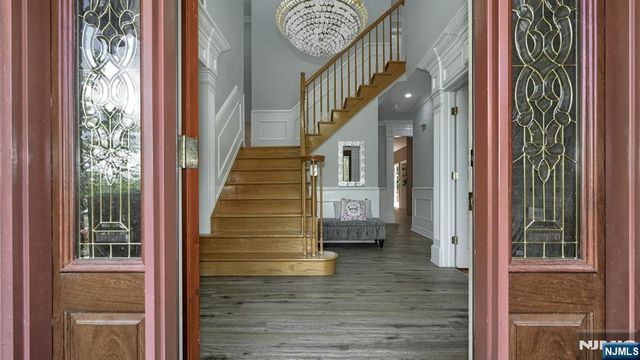 26 Stonehedge Drive, Hardyston, NJ 07460