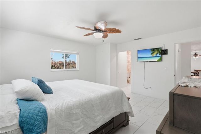 1446 SE 13th ST, Cape Coral, FL 33990