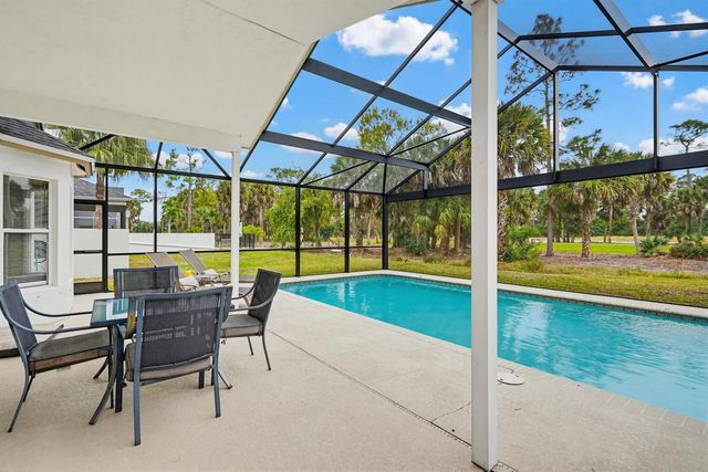 15182 Oak Chase Court, Wellington, FL 33414