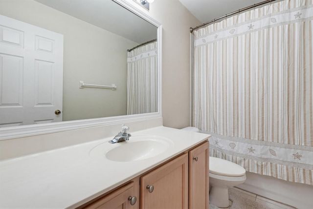 15182 Oak Chase Court, Wellington, FL 33414
