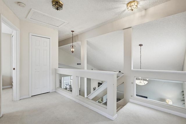 15182 Oak Chase Court, Wellington, FL 33414