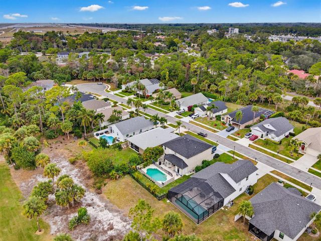 15182 Oak Chase Court, Wellington, FL 33414