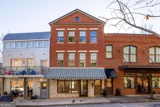 9057 Selborne Lane, Chattahoochee Hills, GA 30268