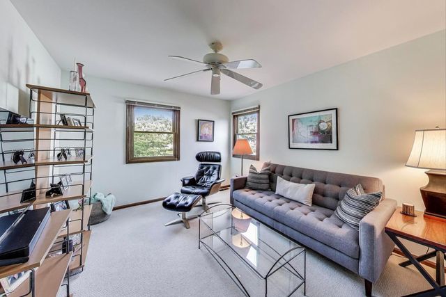 645 Ridge Road, Highland Park, IL 60035