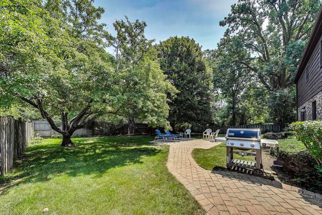 645 Ridge Road, Highland Park, IL 60035