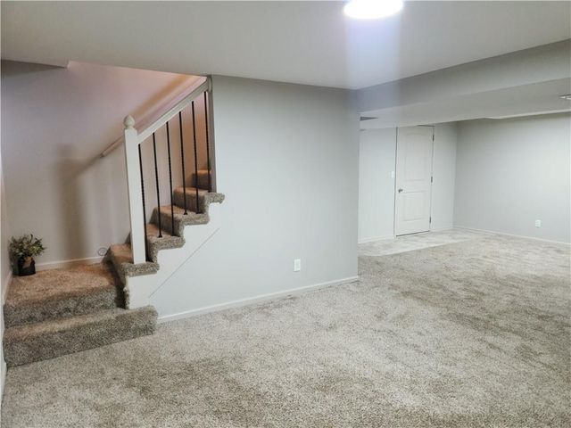3219 S Vest Avenue, Independence, MO 64055