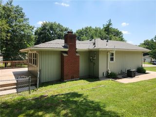 3219 S Vest Avenue, Independence, MO 64055