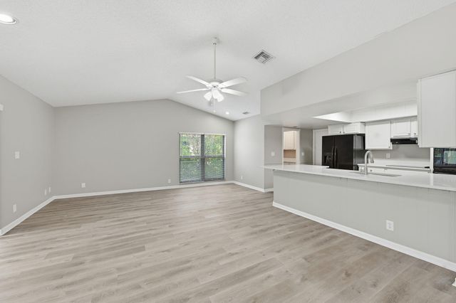 21074 Shady Vista Lane, Boca Raton, FL 33428