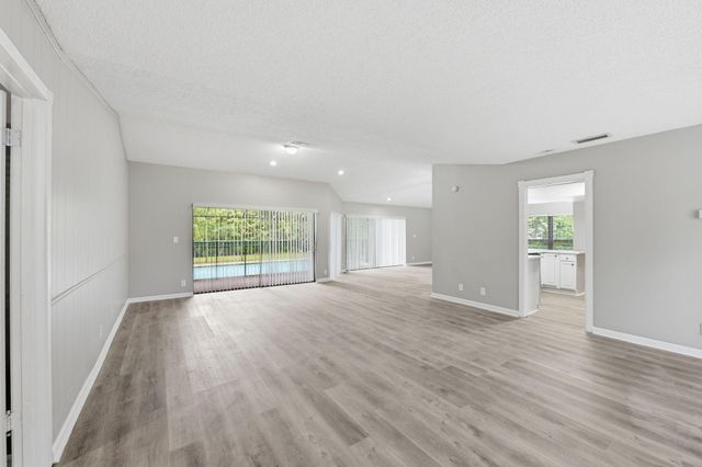 21074 Shady Vista Lane, Boca Raton, FL 33428