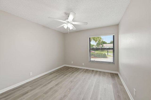 21074 Shady Vista Lane, Boca Raton, FL 33428