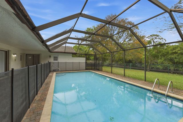 21074 Shady Vista Lane, Boca Raton, FL 33428